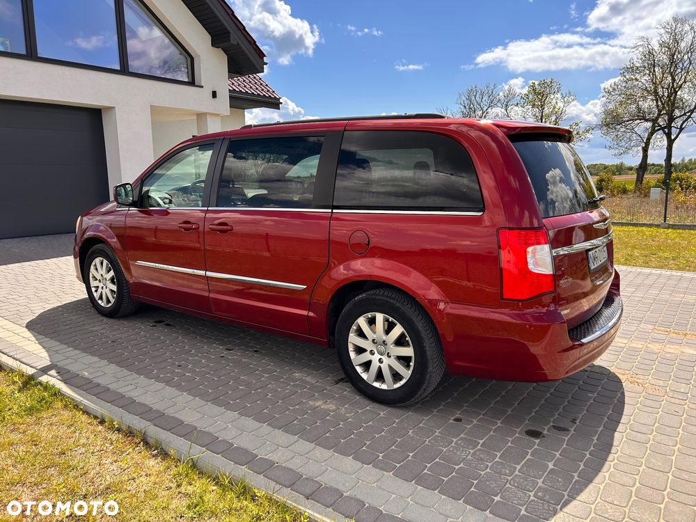 Chrysler Town & Country 3.6 Touring - 10