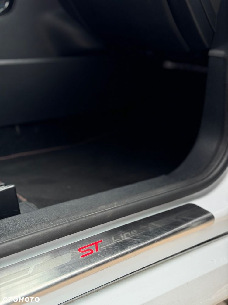 Ford EcoSport 1.0 EcoBoost ST-Line Black ASS - 19
