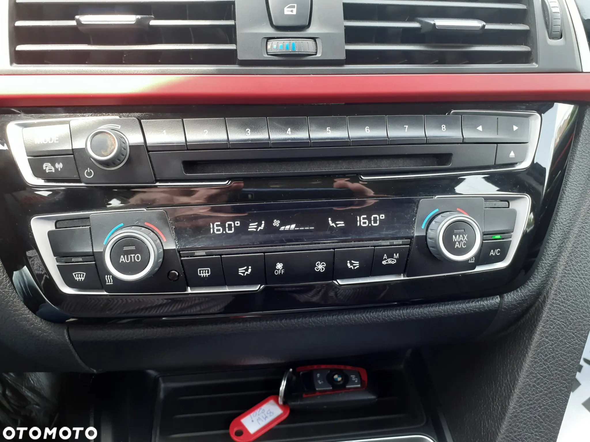 BMW Seria 3 320i xDrive - 16