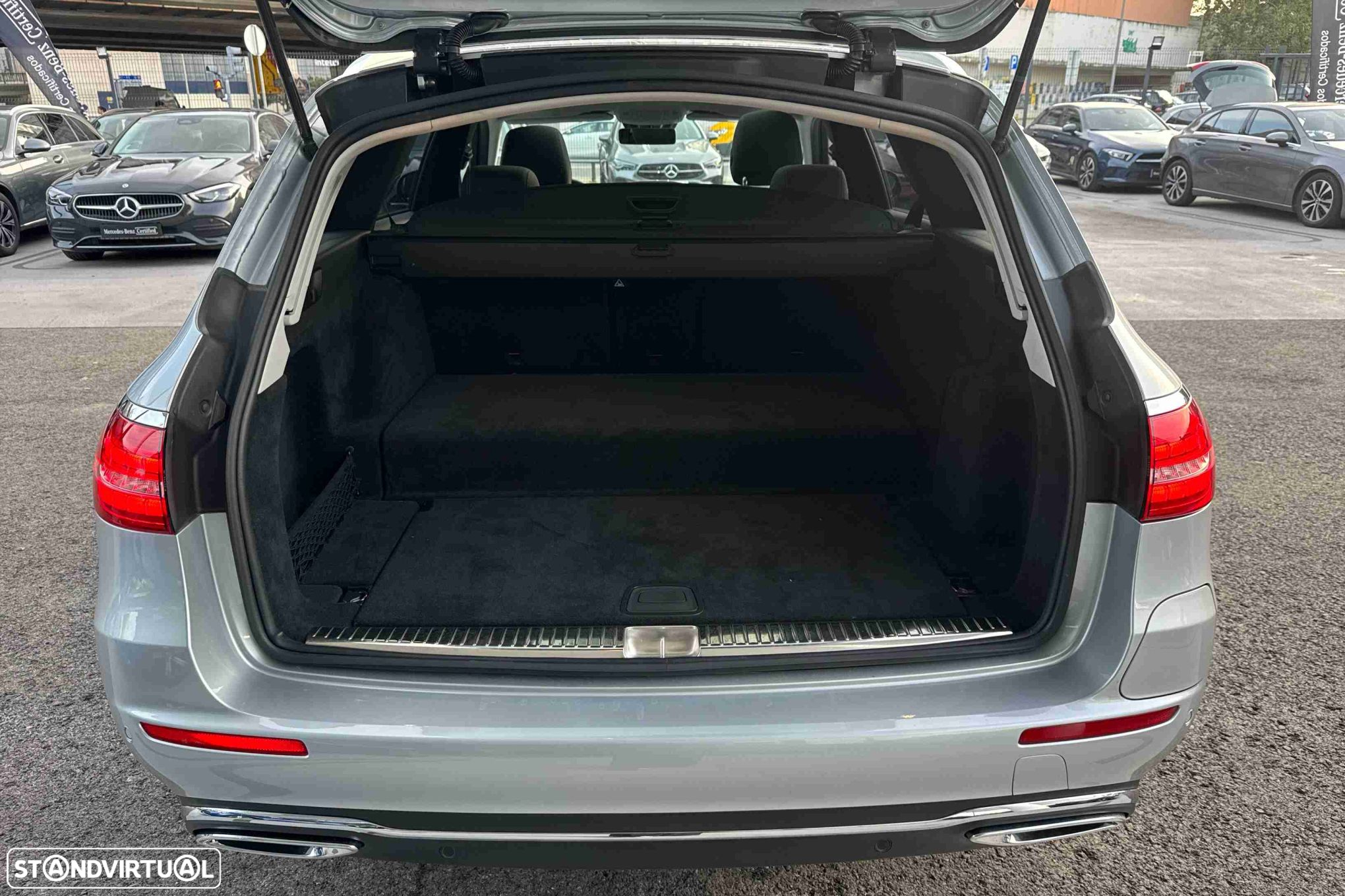 Mercedes-Benz E 300 de Avantgarde - 11
