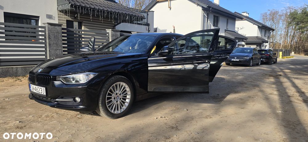BMW Seria 3 318d DPF Edition Sport - 2