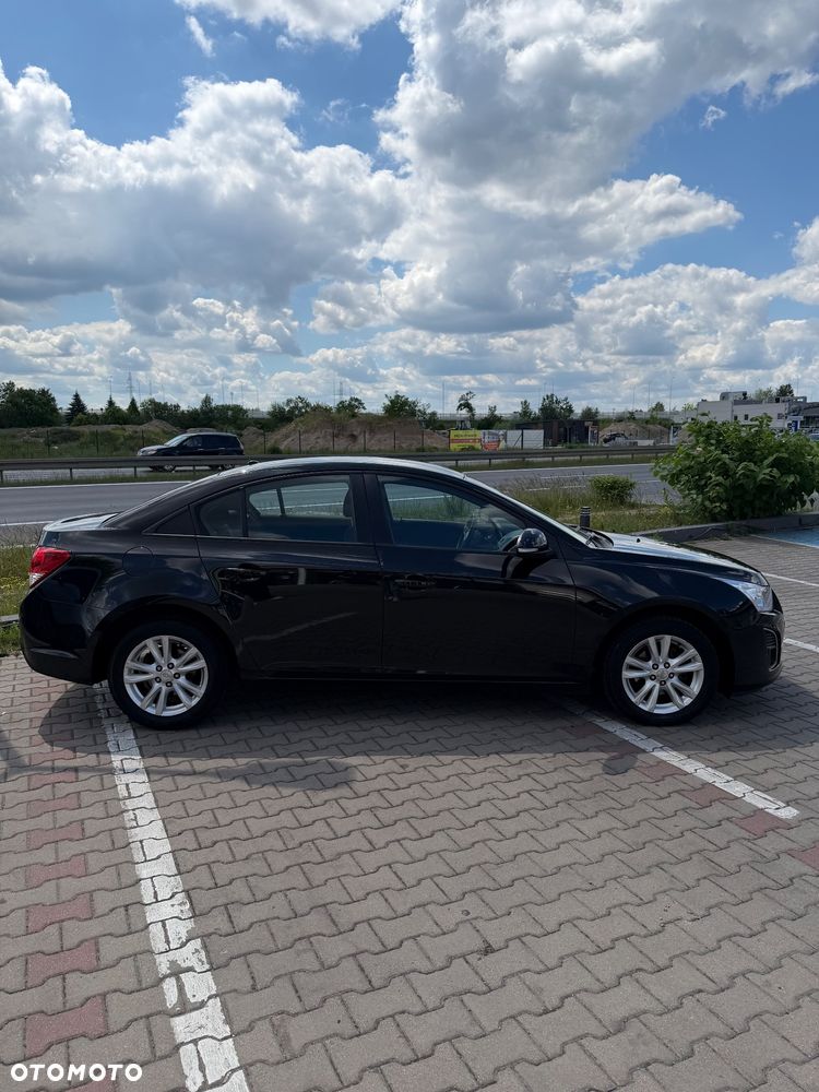 Chevrolet Cruze 1.8 LT - 4