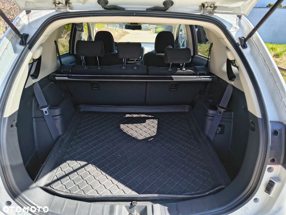 Mitsubishi Outlander 2.0 Intense 4WD CVT - 8