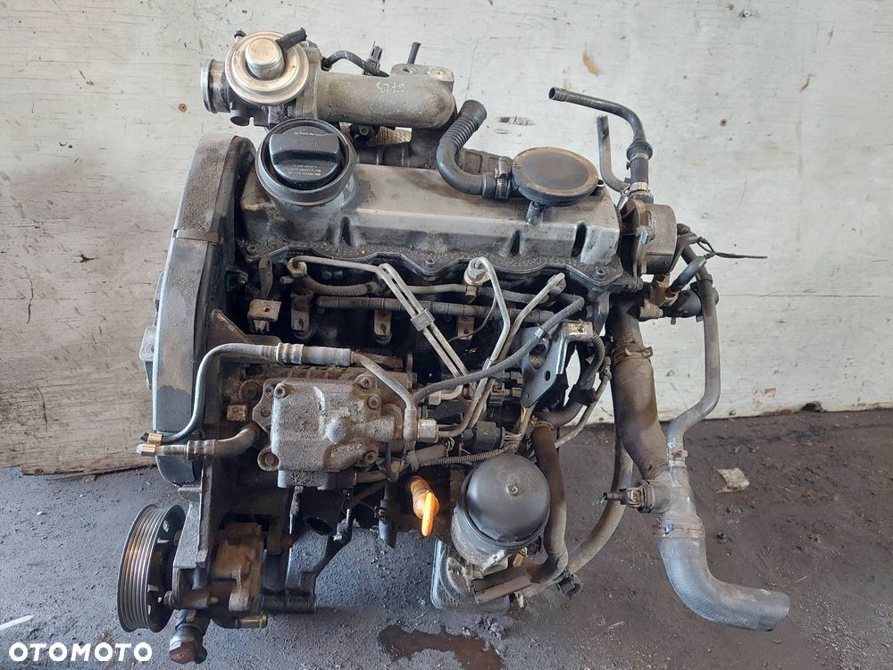 SILNIK POMPA WTRYSKI TURBO OCTAVIA I 1.9 TDI AGR 038130107D 038145701A - 1