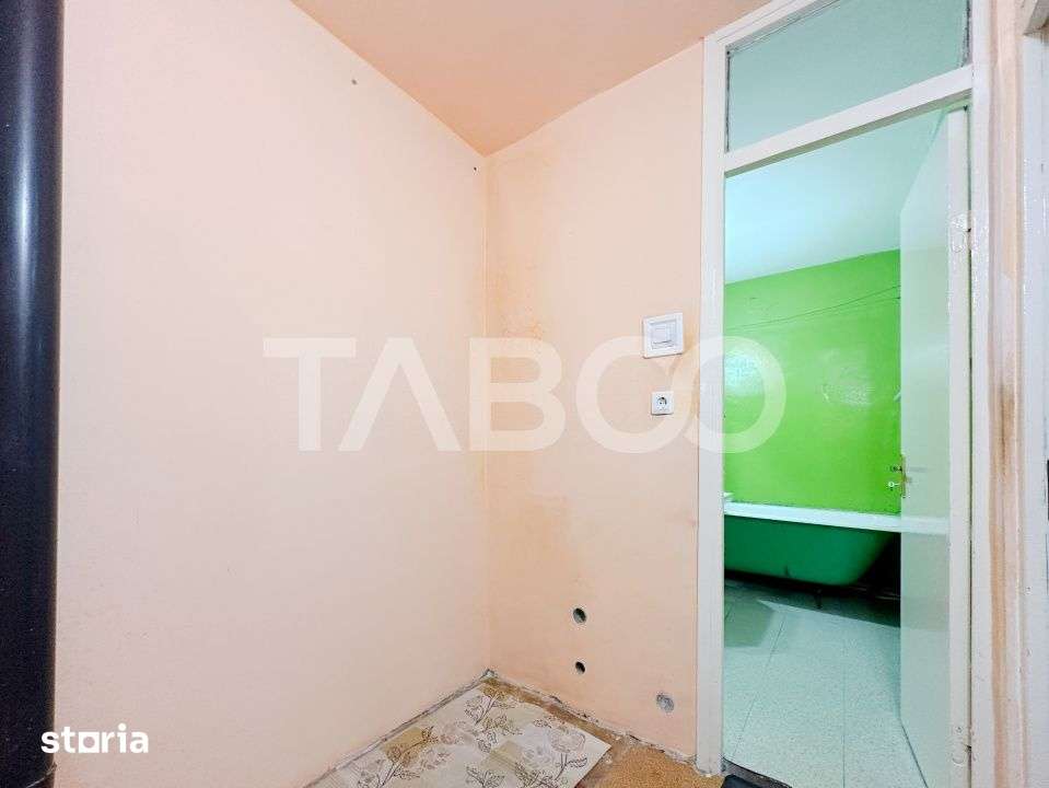 Photo 6 of Apartament 4 bedroom in Strada Piersicului