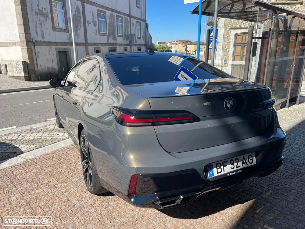 BMW 760 M760e xDrive - 12