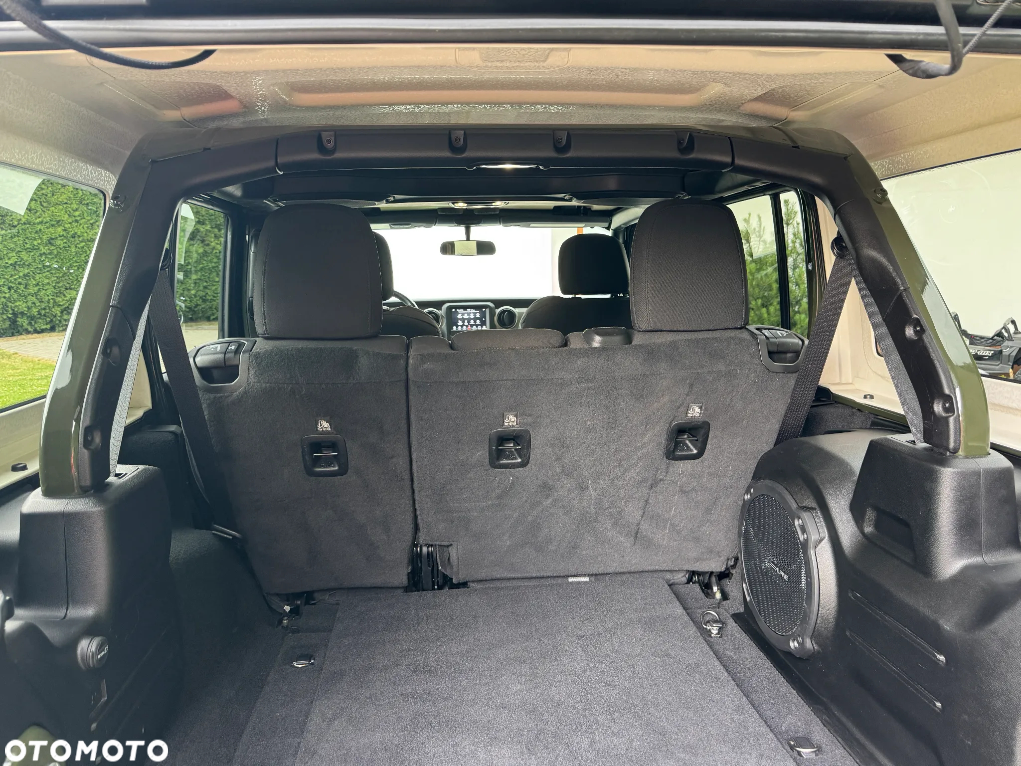 Jeep Wrangler - 26