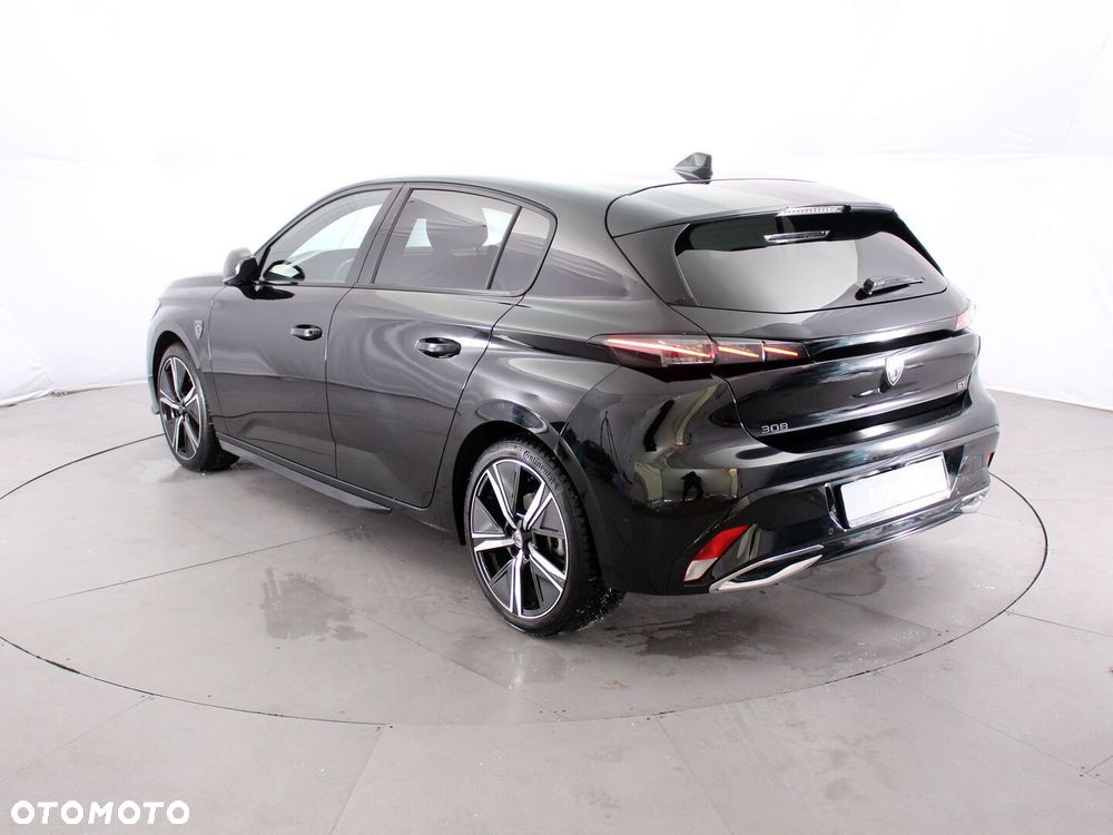 Peugeot 308 - 8