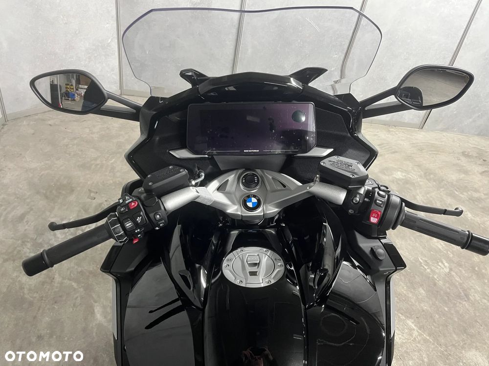 BMW K - 9