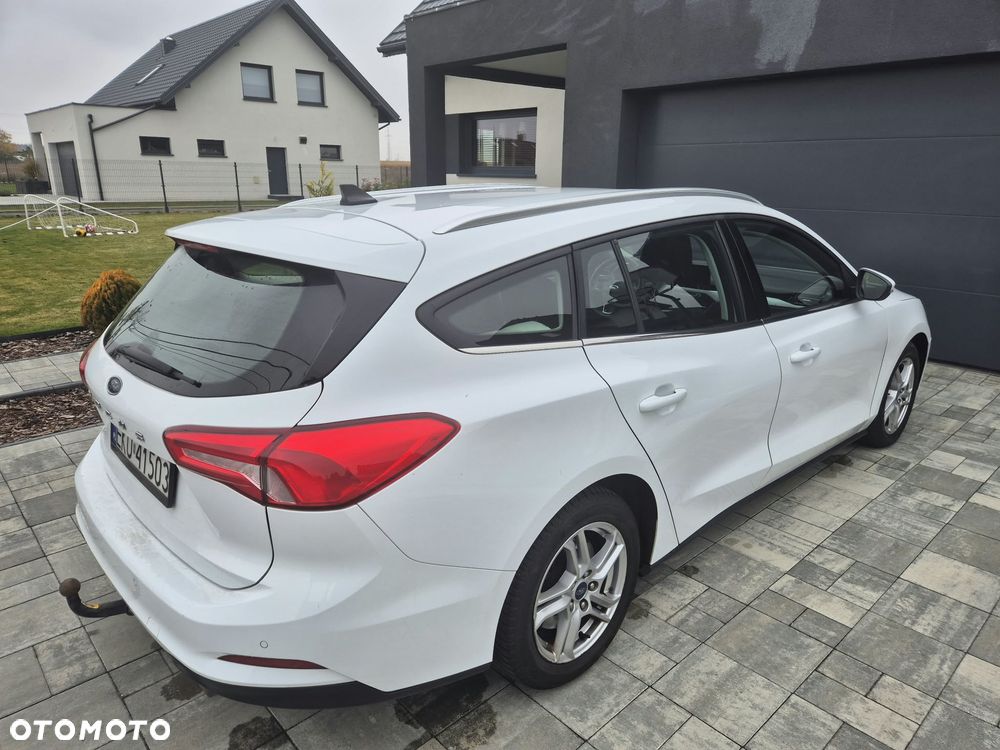 Ford Focus 2021 photo 4