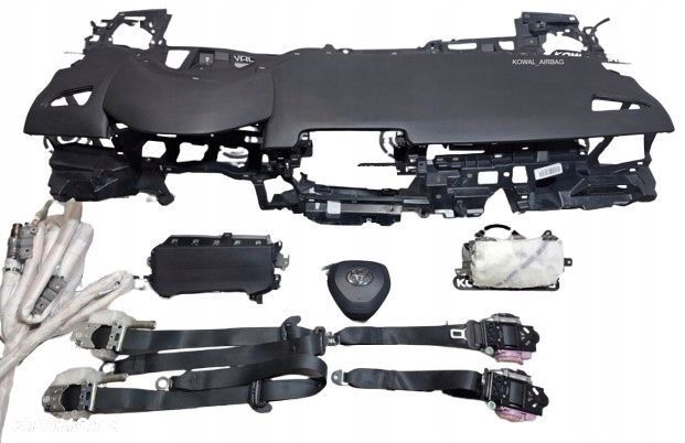 komplet poduszki deska pas pasy toyota corolla e21 przedlift - 1