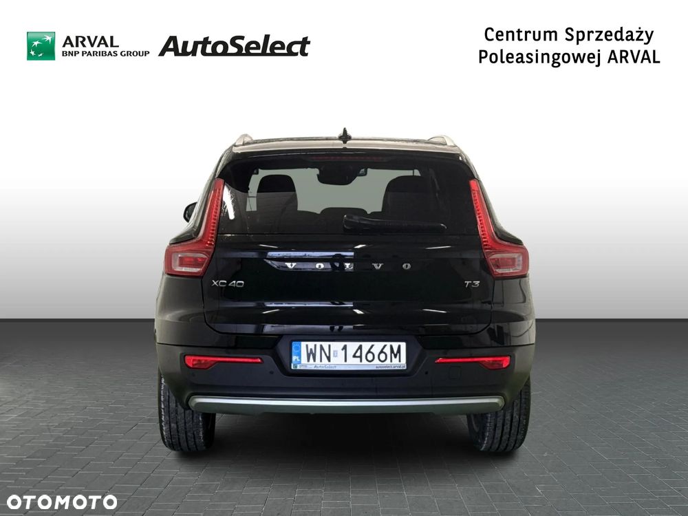 Volvo XC 40 T3 Momentum Pro - 5
