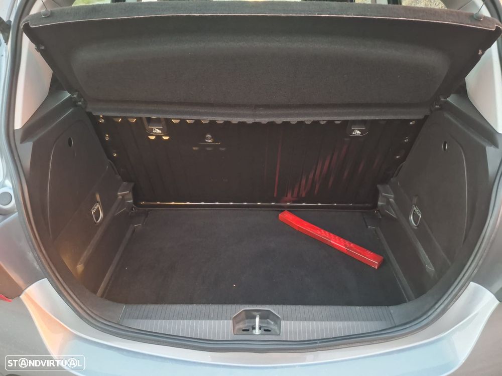 Opel Corsa 1.2 Enjoy - 19