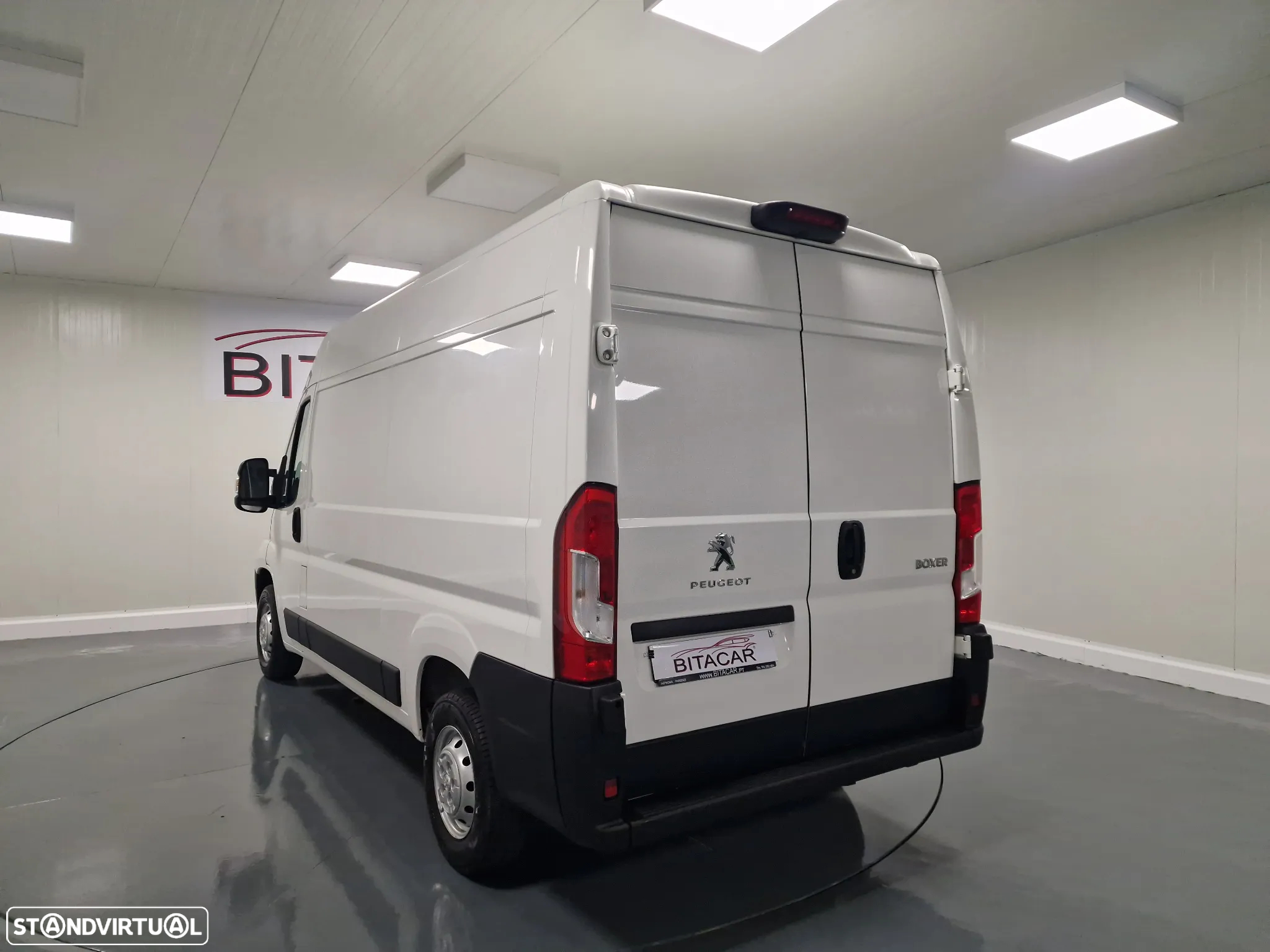 Peugeot BOXER 2.2 BLUEHDi 335 L2H2 Pro GPS CAM. TRASEIRA IVA DEDUTIVEL - 14