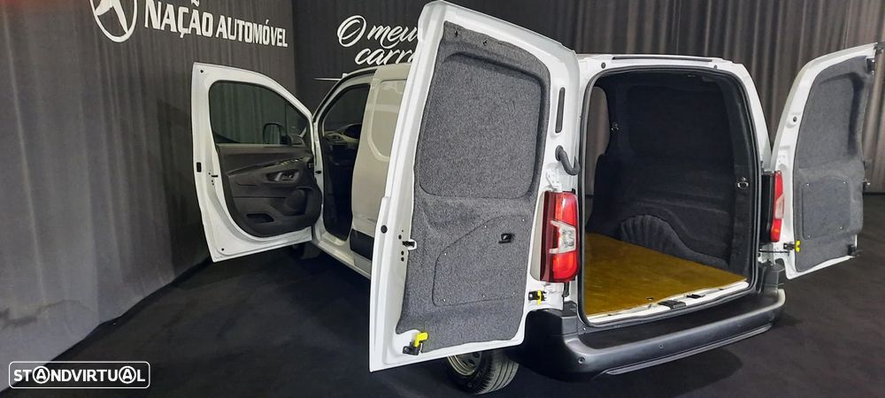 Peugeot Partner Longa 1.5 BlueHDi 100cv 6 vel. 3 lug. 5 portas - 47