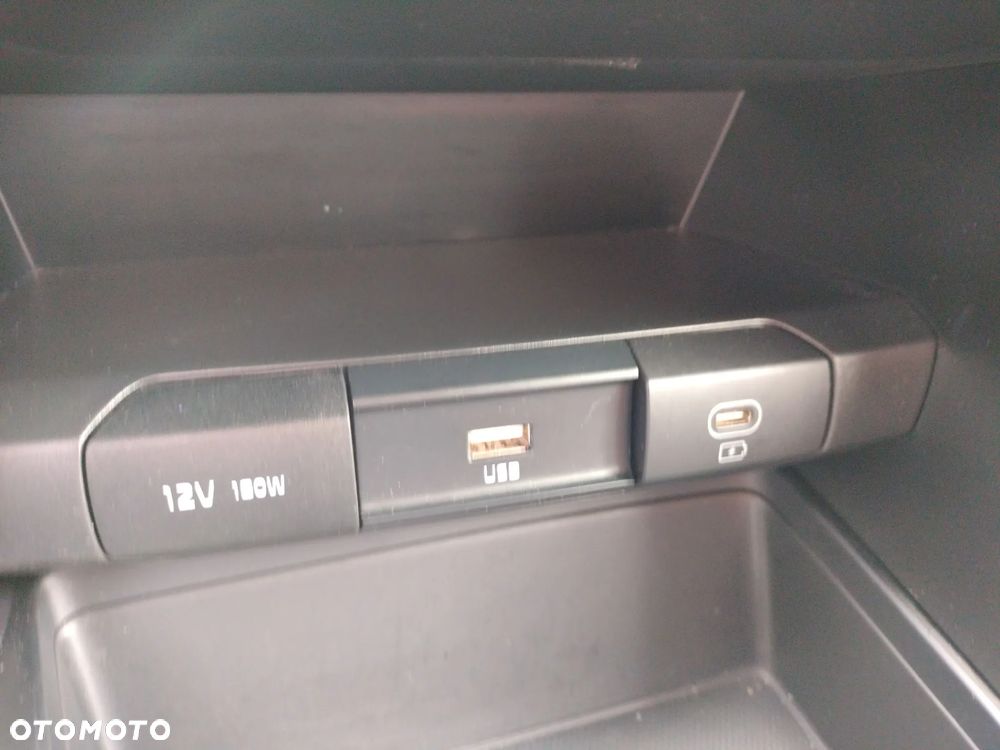 Kia Ceed 1.5 T-GDI M - 26