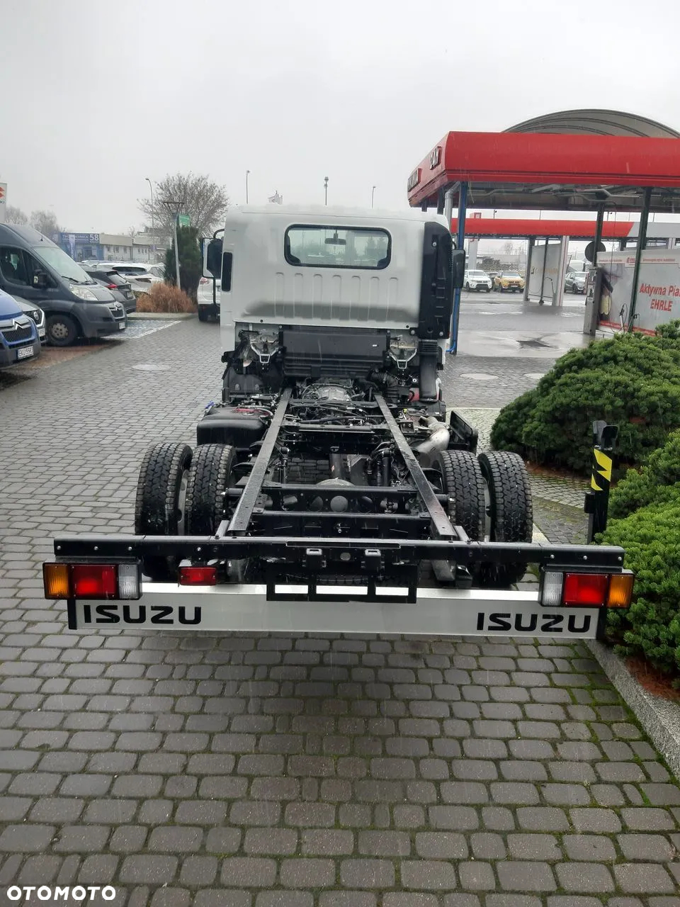 Isuzu P75 5.2 L - 9