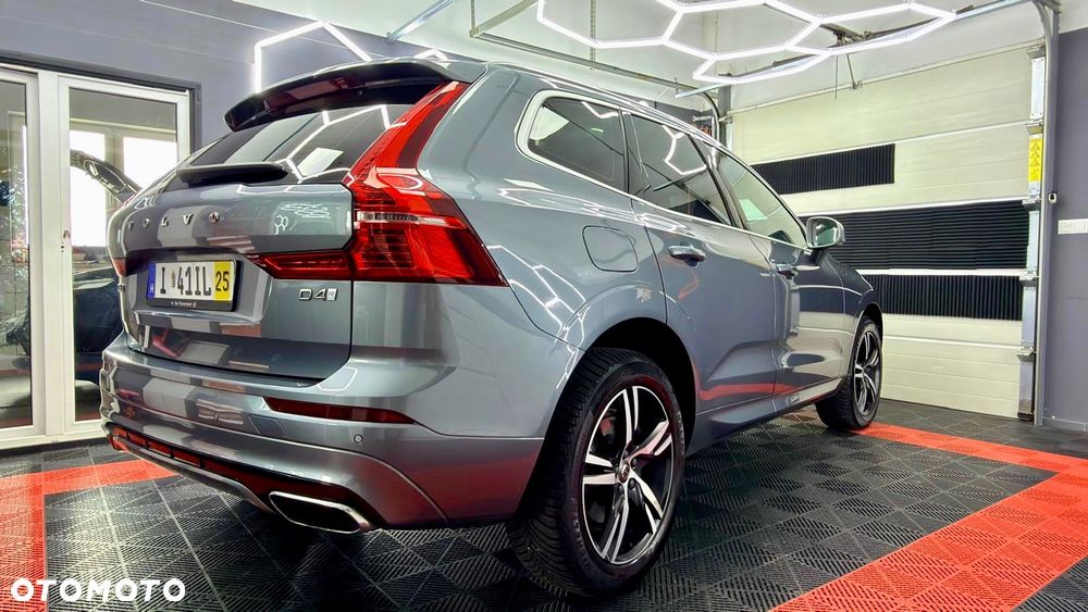 Volvo XC 60 D4 R-Design - 6