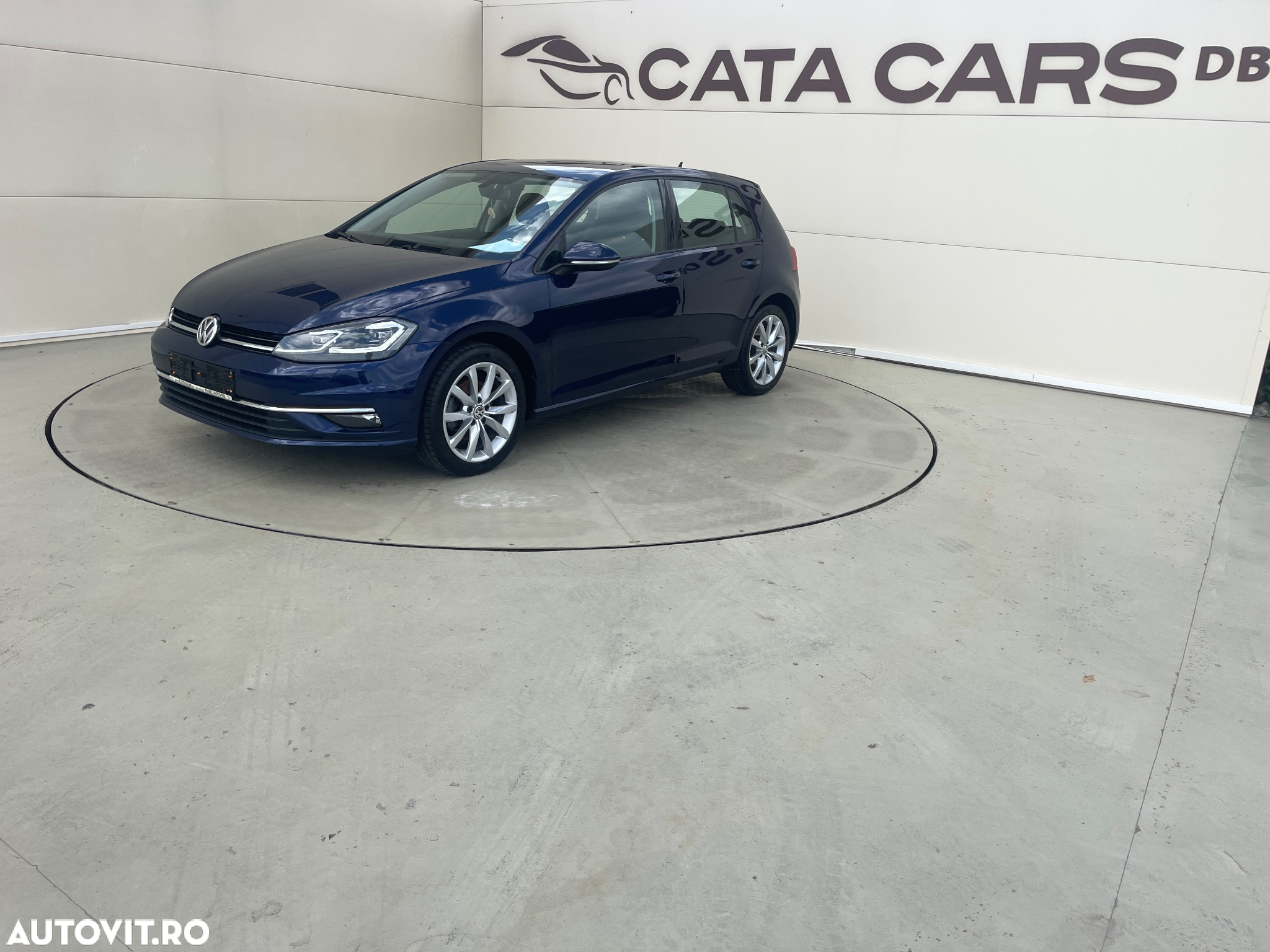 Volkswagen Golf 2.0 TDI (BlueMotion Technology) Highline - 4