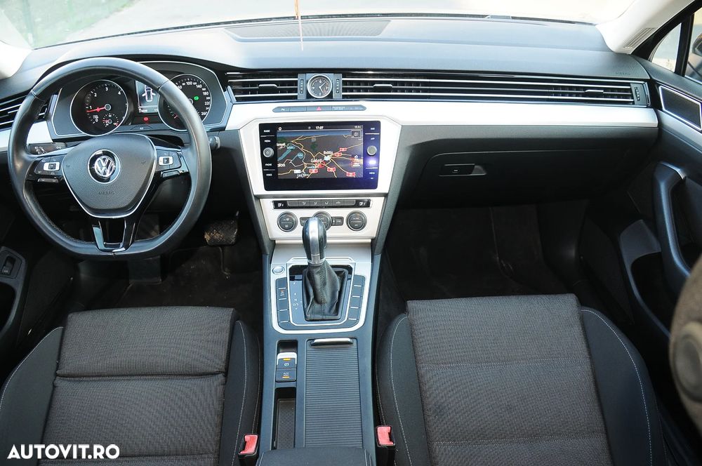 Volkswagen Passat 2.0 TDI DSG Comfortline - 7