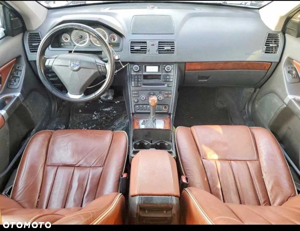 Volvo XC 90 - 6