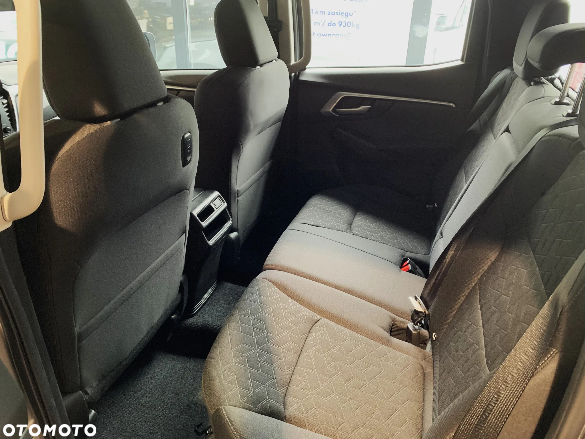 Isuzu D-Max 1.9 DC LS - 9