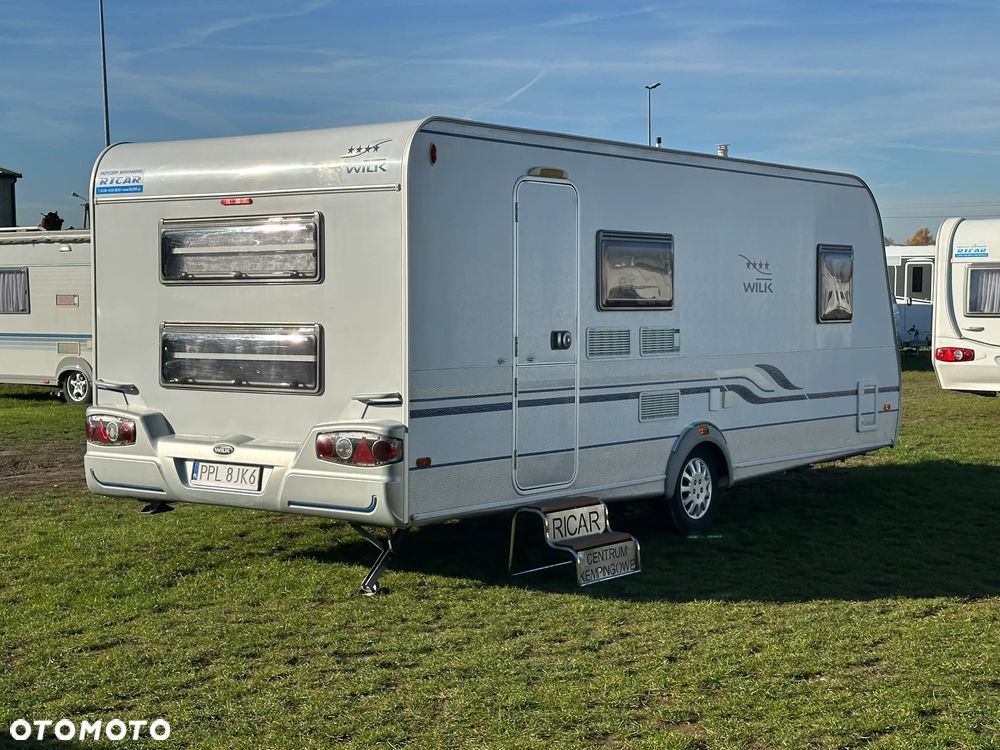 Wilk 550 S4 z przedsionkiem i napędem. ŁÓŻKA PIĘTROWE - 6 os. - 6