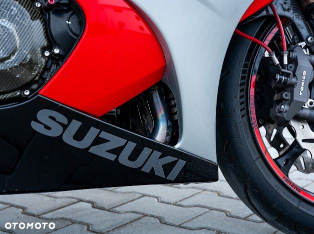 Suzuki GSX-R - 15
