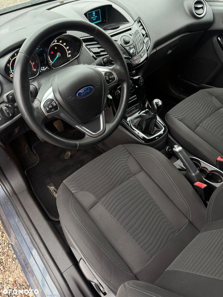 Ford Fiesta 1.0 EcoBoost STart-Stop Titanium - 19