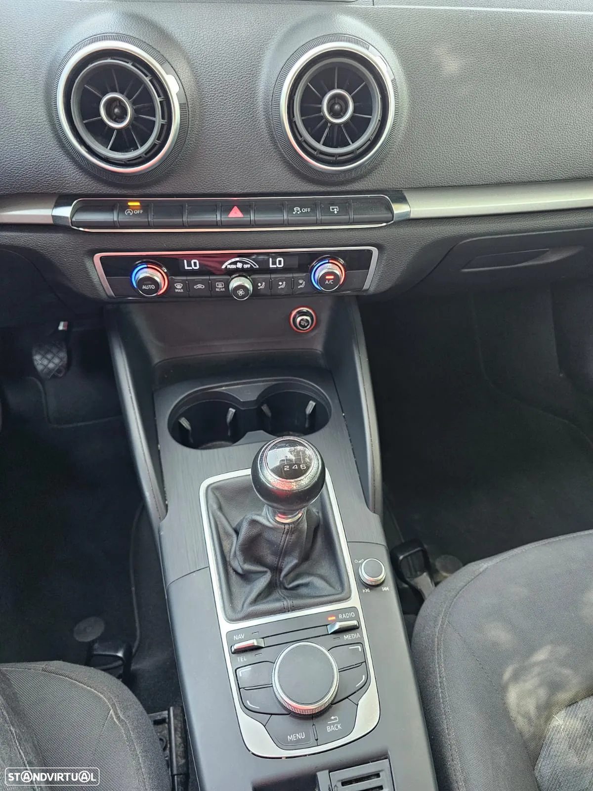 Audi A3 Sportback 1.6 TDI Attraction - 14