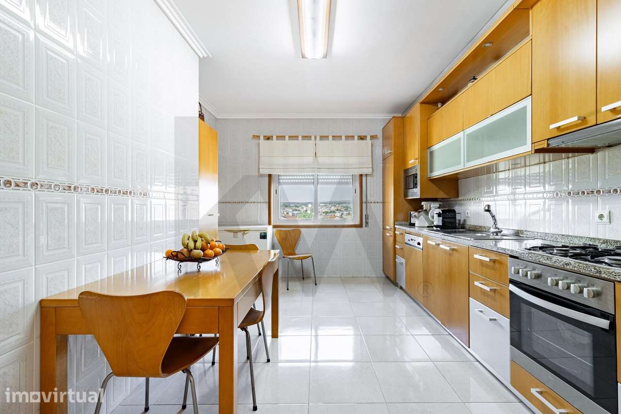 Apartamento T4 Duplex no Centro de Ovar – Espaço, Luz e Conforto - Grande imagem: 5/42