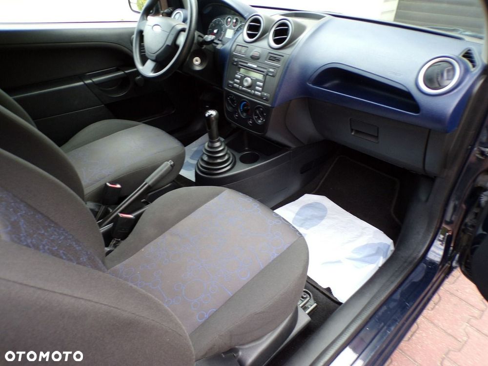 Ford Fiesta - 20