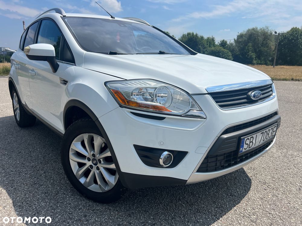 Ford Kuga 2.0 TDCi 2x4 Titanium - 15