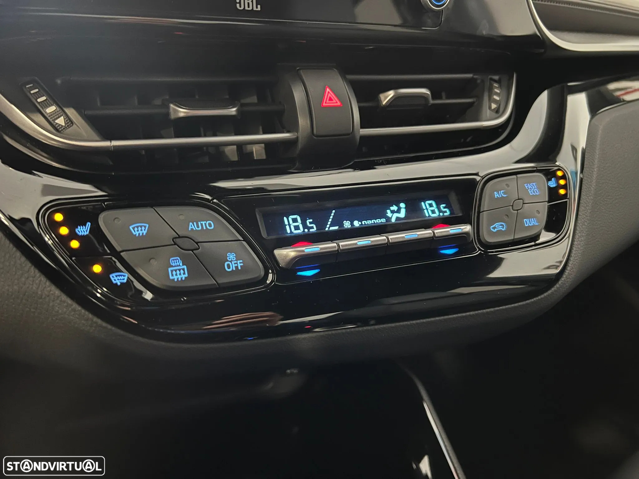 Toyota C-HR 2.0 Hybrid Exclusive - 22