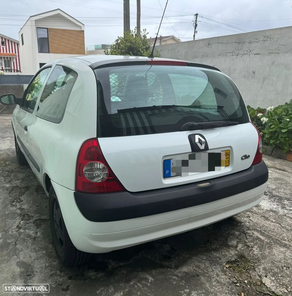 Renault Clio 1.5 dCi Authentique - 6