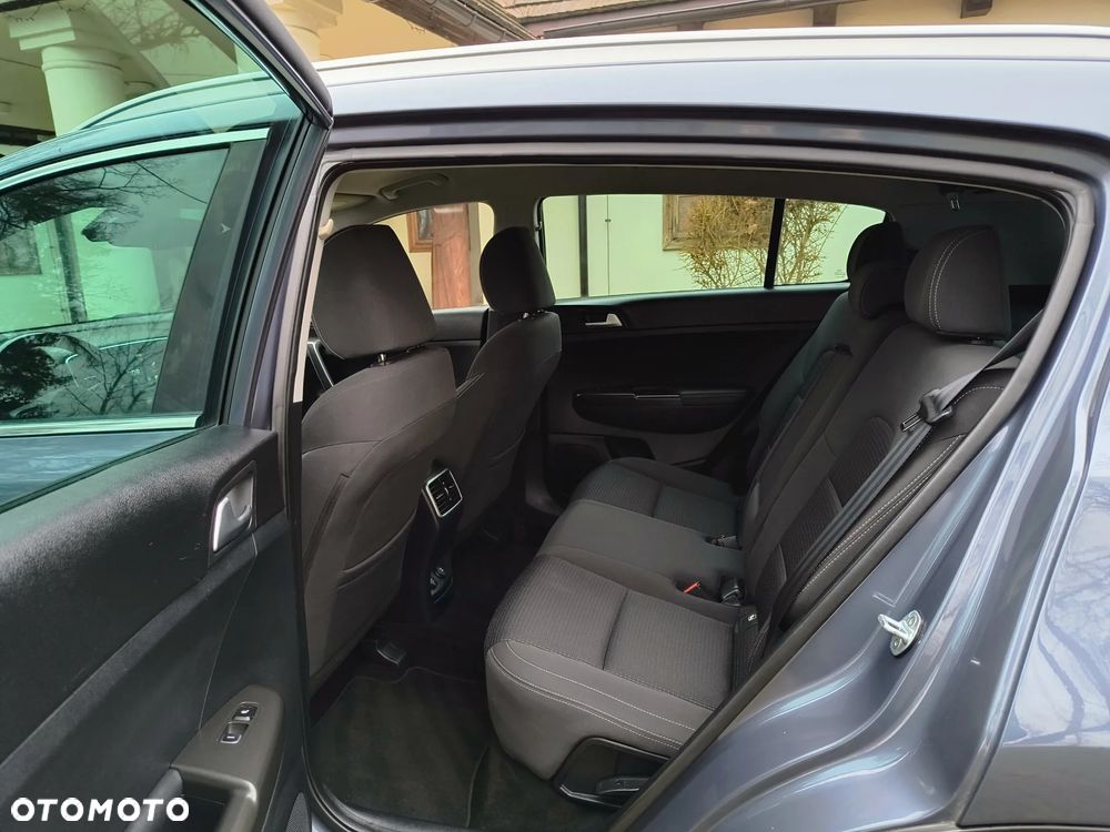 Kia Sportage 1.6 GDI 2WD Dream-Team Edition - 28