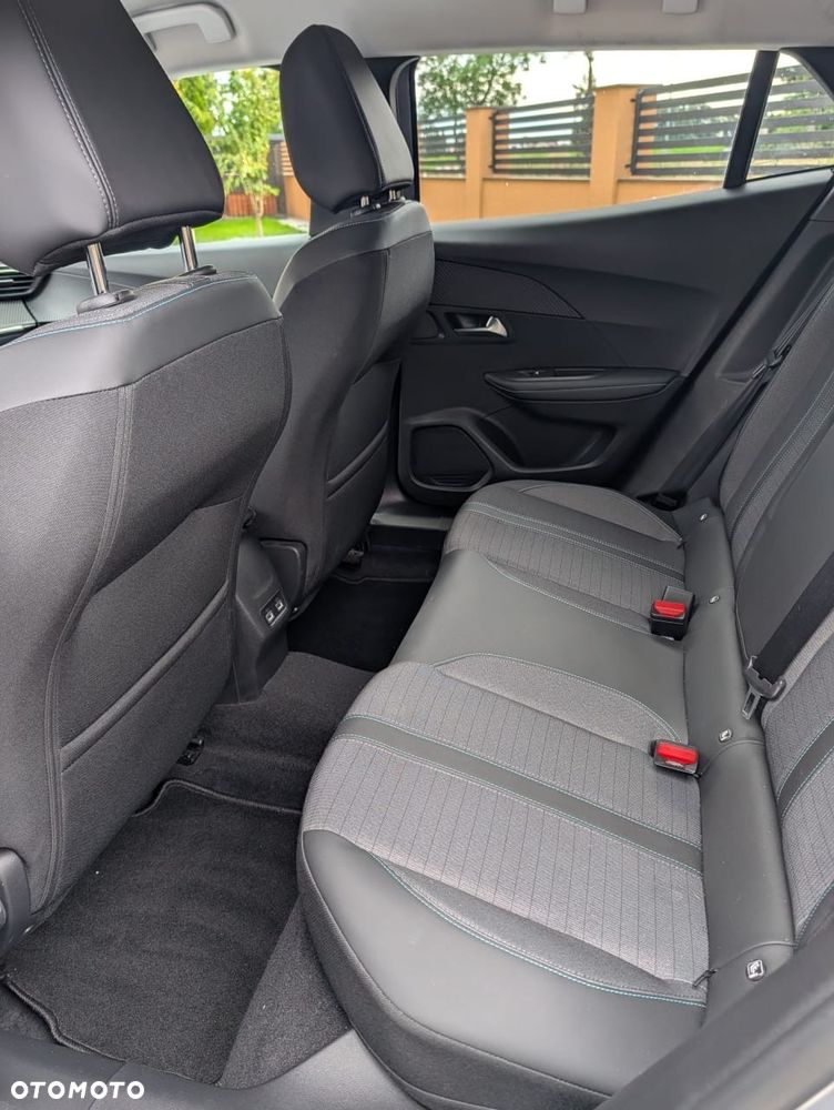 Peugeot 2008 1.2 PureTech Allure S&S EAT8 - 7
