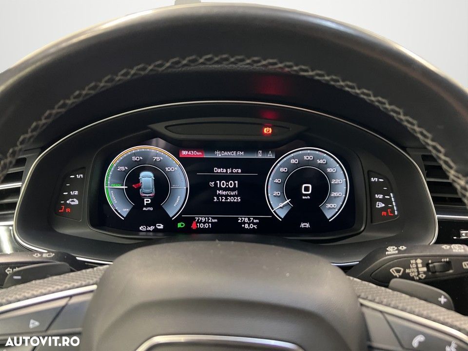 Audi Q8 - 11