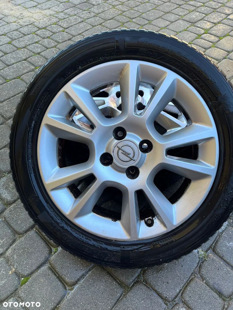 Opel Meriva 1.6 16V - 11