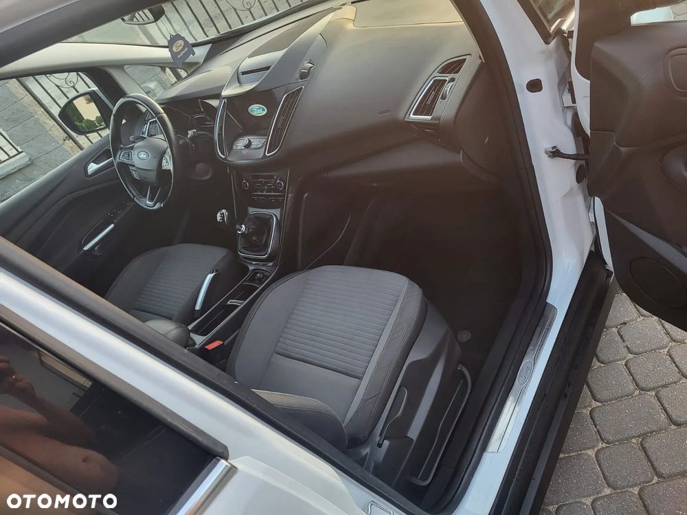 Ford C-MAX - 14