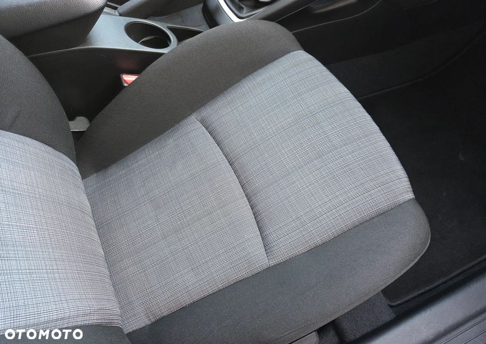 Kia Ceed 1.4 CVVT Attract - 15
