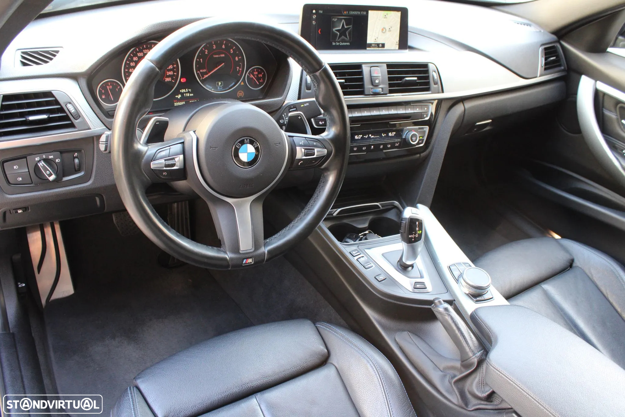 BMW 330 e iPerformance Pack M - 7