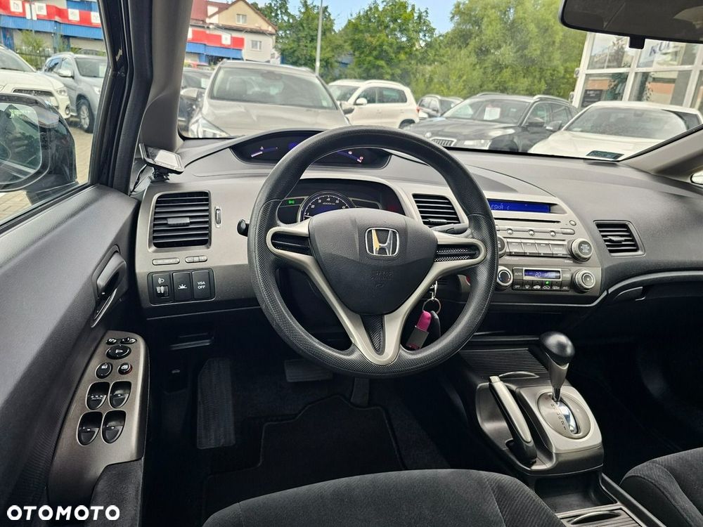 Honda Civic 1.8 Executive - 16