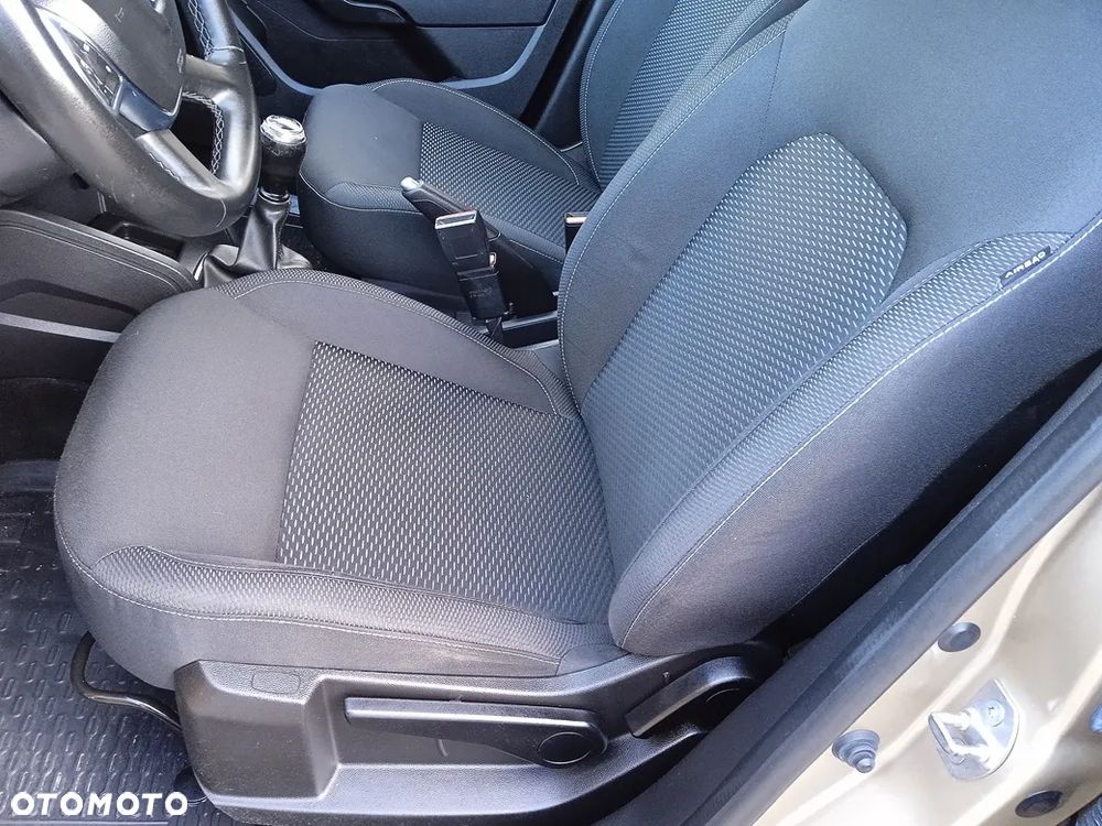 Dacia Duster 1.6 SCe Laureate S&S - 7