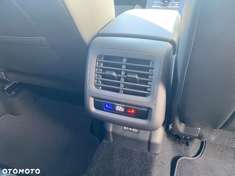 Volkswagen T-Roc 1.5 TSI R-Line DSG - 10