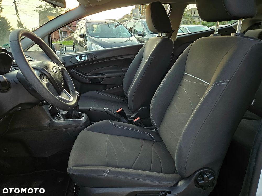 Ford Fiesta 1.25 Trend Edition - 6