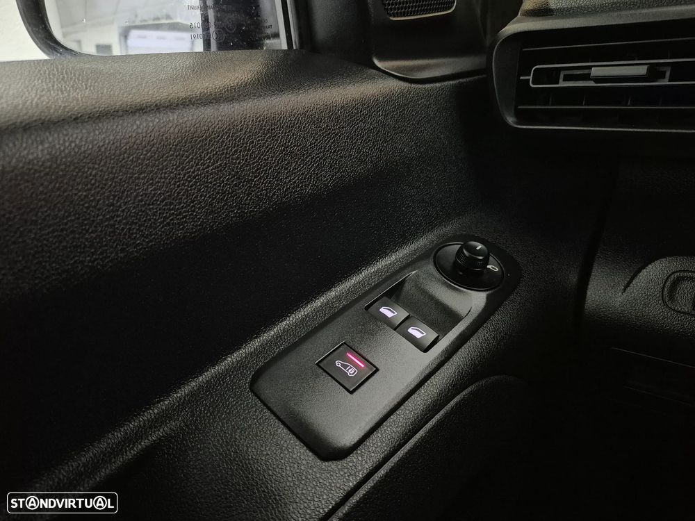 Peugeot Partner 1.6HDI - 130.000KM | GARANTIA | 3 LUGARES - NACIONAL - 12