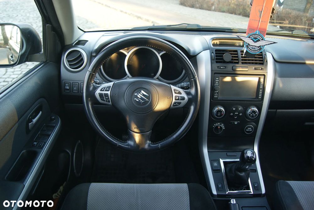 Suzuki Grand Vitara 1.9 DDiS Comfort DPF Limited - 10