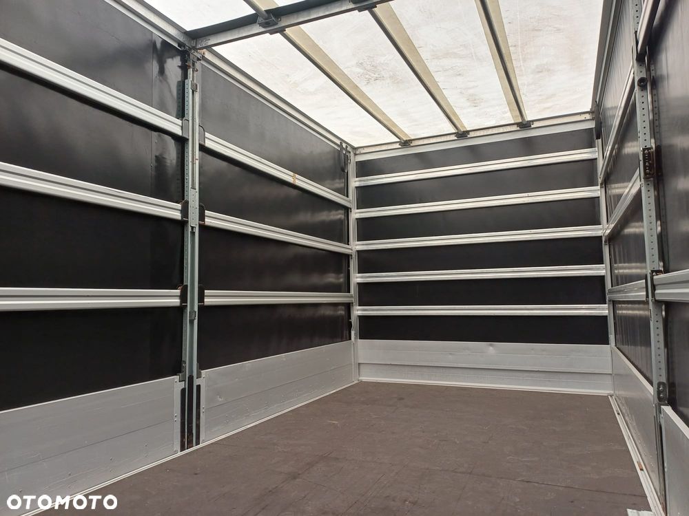 Renault Master 10 palet 2021r. kabina XXL - 22