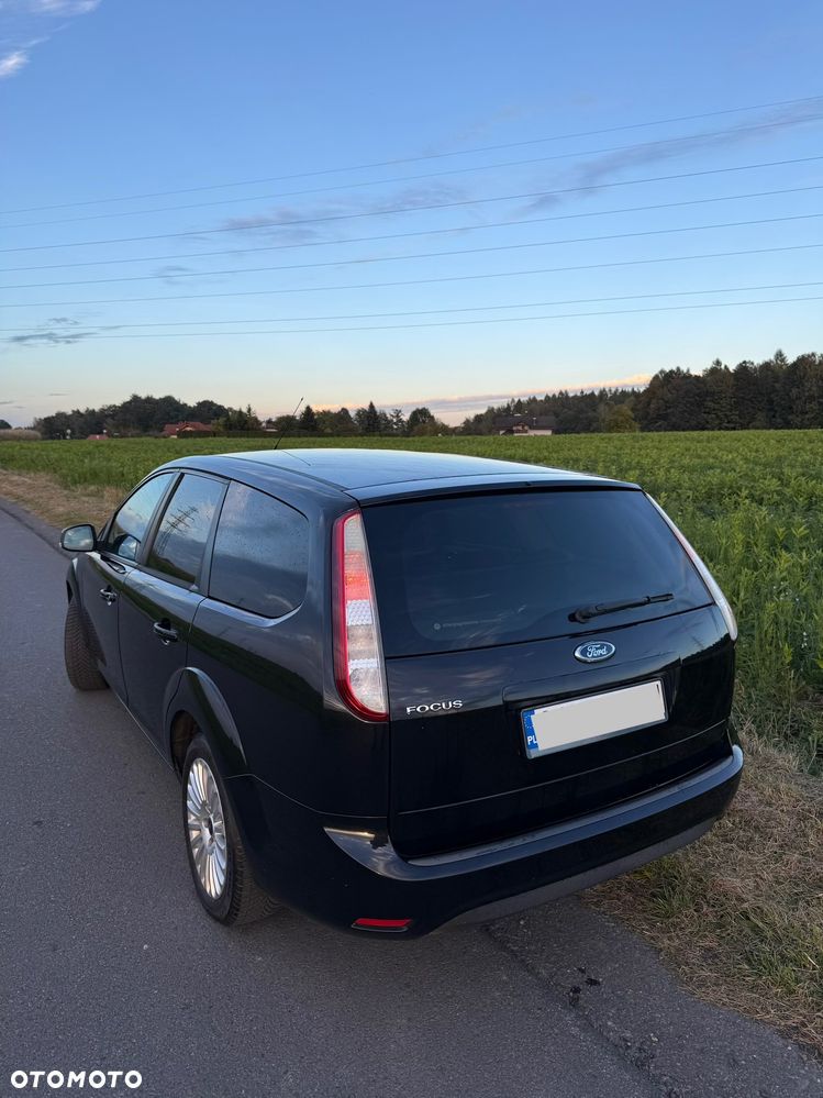 Ford Focus 2009 photo 5